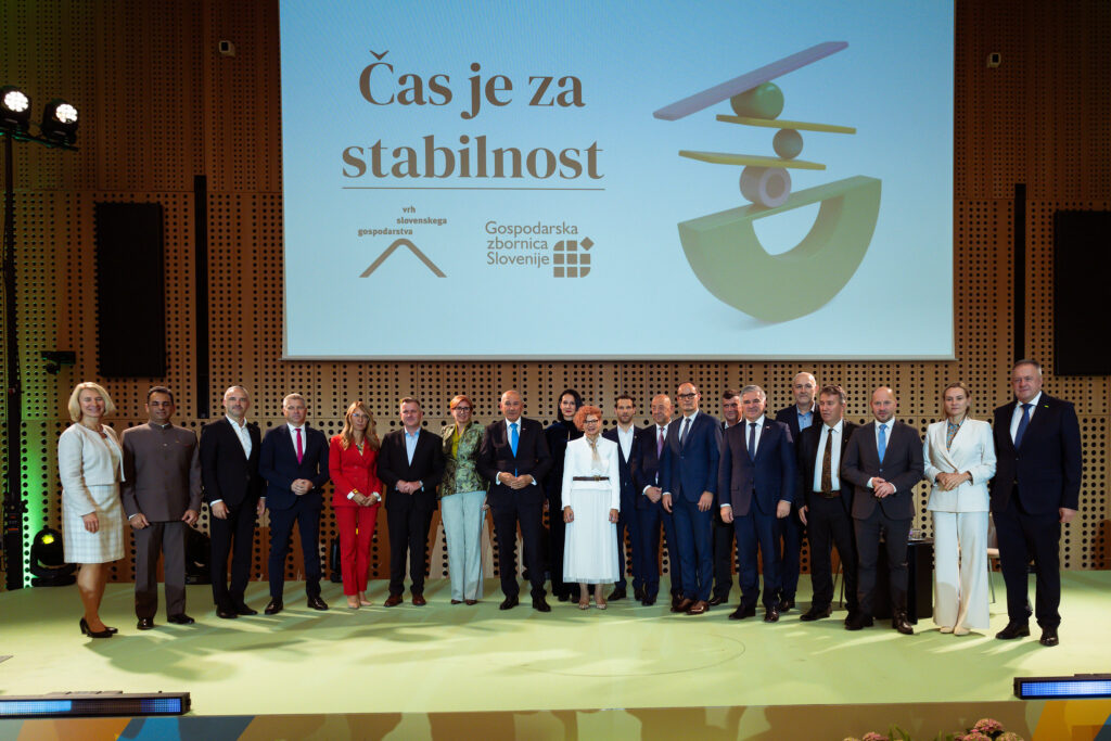 Vrh slovenskega gospodarstva: Slovenija potrebuje stabilno in konkurenčno poslovno okolje